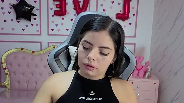 Chinatsu t online show from March 13, 2026, 12:43 pm