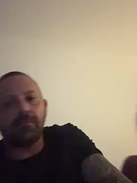 Snapshot of Charliefuckscam chatting on August 3, 2026, 12:30 am Charliefuckscam online show from August 3, 2026, 12:30 am