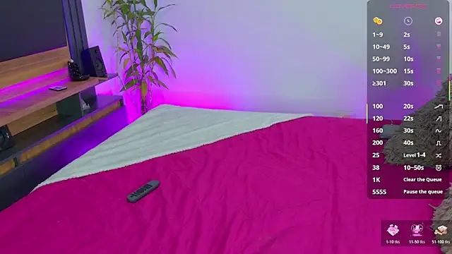 Snapshot of Alexawhiittee chatting on October 25, 2025, 3:28 am Alexawhiittee online show from October 25, 2025, 3:28 am