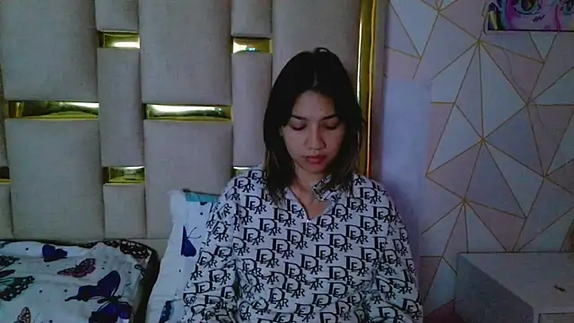 Snapshot of nina_carther chatting on December 20, 2025, 11:02 am nina carther online show from December 20, 2025, 11:02 am