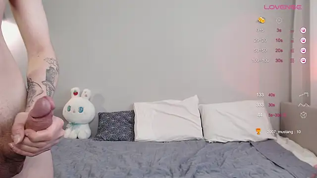 duomooncouple online show from February 13, 2025, 11:50 am