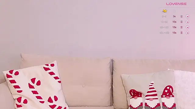 duomooncouple online show from December 14, 2025, 8:09 am