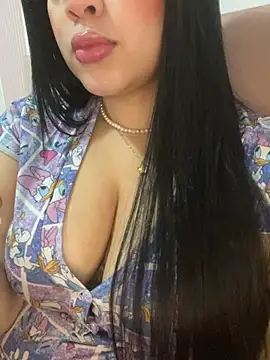 Snapshot of debiigg chatting on February 4, 2025, 8:28 pm debiigg online show from February 4, 2025, 8:28 pm