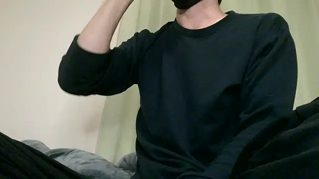 Snapshot of UKI06 chatting on December 27, 2024, 12:12 pm UKI06 online show from December 27, 2024, 12:12 pm