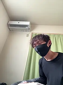 Snapshot of UKI06 chatting on March 19, 2025, 4:14 am UKI06 online show from March 19, 2025, 4:14 am