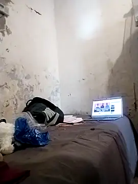 Snapshot of Polygamist chatting on February 10, 2026, 5:17 am Polygamist online show from February 10, 2026, 5:17 am