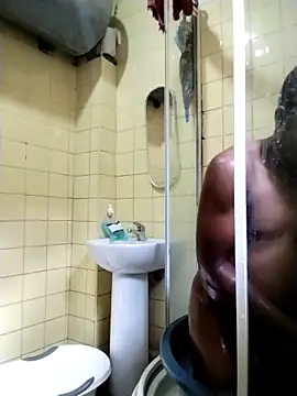 Snapshot of Polygamist chatting on February 1, 2026, 12:58 pm Polygamist online show from February 1, 2026, 12:58 pm