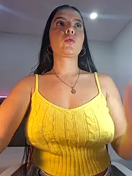 Anal Luucia online show from October 3, 2025, 12:39 pm