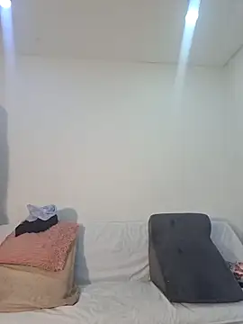 Anal Luucia online show from April 2, 2026, 12:45 pm