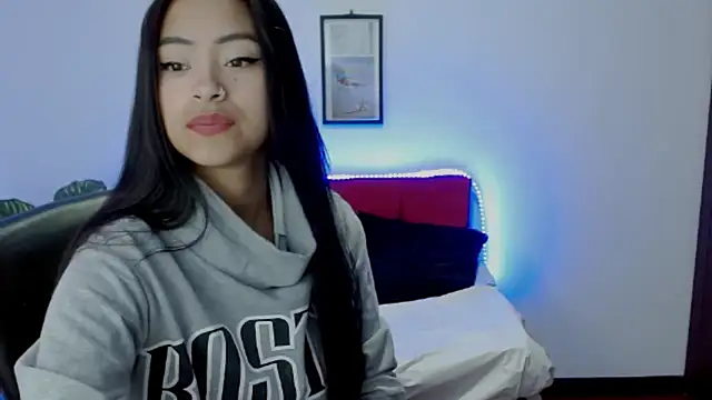 NatalyEscobar lx online show from February 24, 2026, 1:23 pm