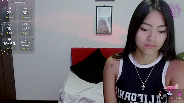 Snapshot of NatalyEscobar_lx chatting on November 15, 2025, 1:04 pm NatalyEscobar lx online show from November 15, 2025, 1:04 pm