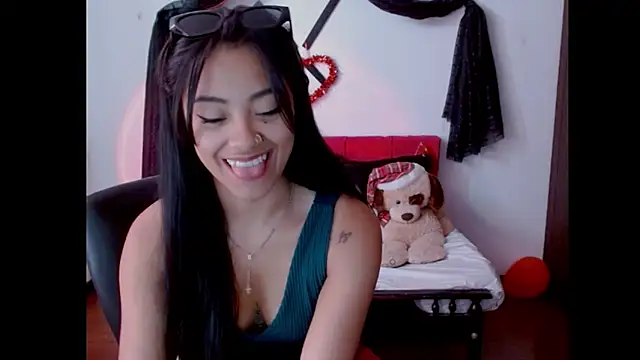 Snapshot of NatalyEscobar_lx chatting on March 12, 2025, 3:07 pm NatalyEscobar lx online show from March 12, 2025, 3:07 pm