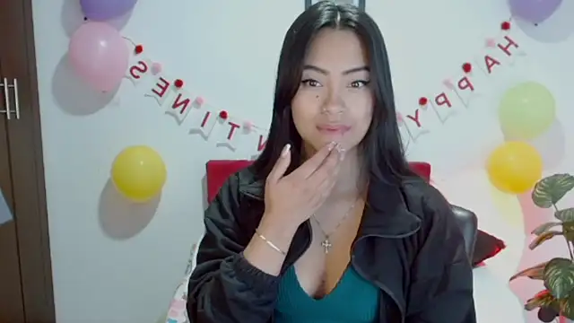 Snapshot of NatalyEscobar_lx chatting on September 12, 2025, 12:16 pm NatalyEscobar lx online show from September 12, 2025, 12:16 pm