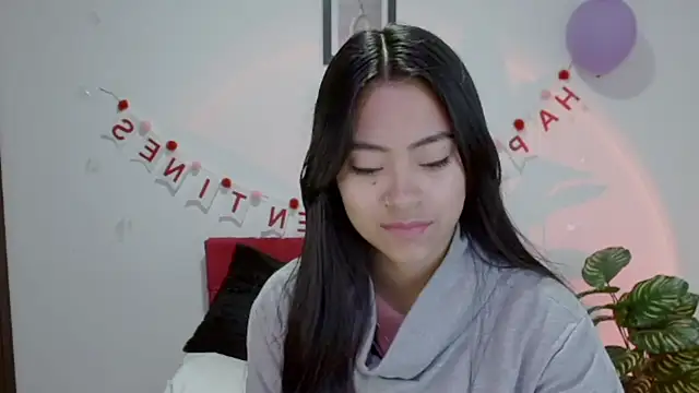 Snapshot of NatalyEscobar_lx chatting on September 18, 2025, 12:19 pm NatalyEscobar lx online show from September 18, 2025, 12:19 pm