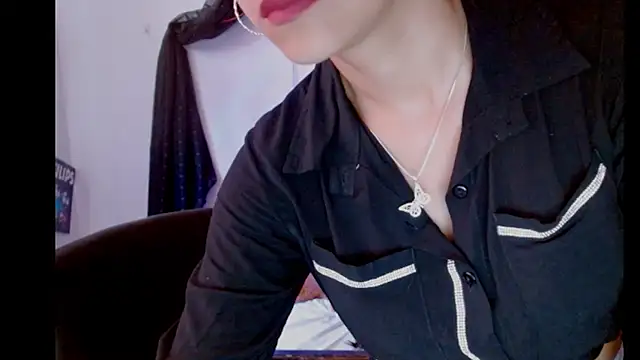 Snapshot of NatalyEscobar_lx chatting on March 5, 2025, 12:00 pm NatalyEscobar lx online show from March 5, 2025, 12:00 pm