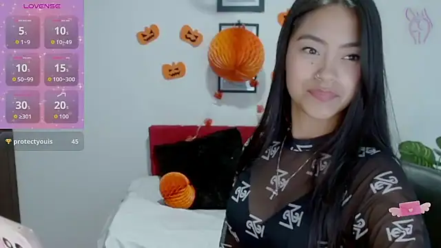 Snapshot of NatalyEscobar_lx chatting on October 7, 2025, 12:39 pm NatalyEscobar lx online show from October 7, 2025, 12:39 pm