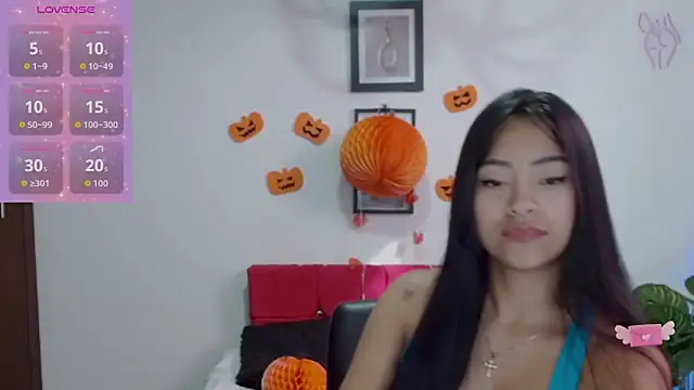 Snapshot of NatalyEscobar_lx chatting on October 24, 2025, 12:59 pm NatalyEscobar lx online show from October 24, 2025, 12:59 pm