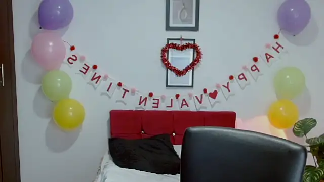 Snapshot of NatalyEscobar_lx chatting on September 9, 2025, 12:03 pm NatalyEscobar lx online show from September 9, 2025, 12:03 pm