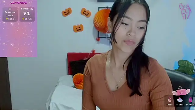 Snapshot of NatalyEscobar_lx chatting on October 9, 2025, 12:28 pm NatalyEscobar lx online show from October 9, 2025, 12:28 pm