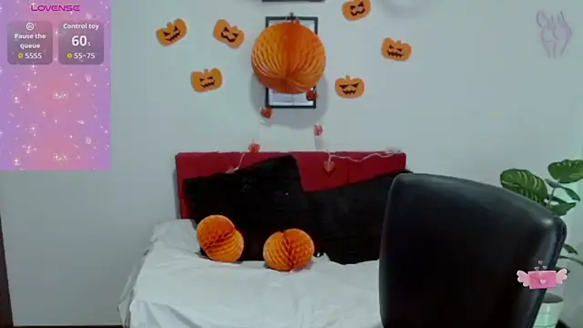 Snapshot of NatalyEscobar_lx chatting on October 23, 2025, 12:48 pm NatalyEscobar lx online show from October 23, 2025, 12:48 pm