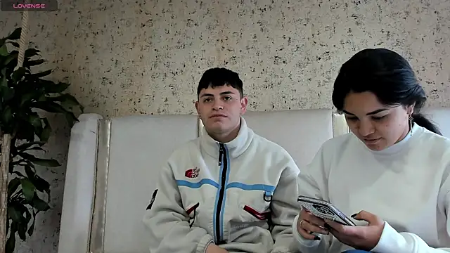 Sexx onn fire online show from February 3, 2025, 12:25 pm