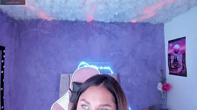 Diosa-afrodita online show from March 3, 2025, 2:39 pm