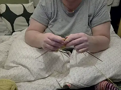 Snapshot of MarthaBriest chatting on February 14, 2026, 4:34 am MarthaBriest online show from February 14, 2026, 4:34 am