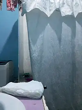 Snapshot of Johnras121 chatting on February 16, 2026, 12:53 am Johnras121 online show from February 16, 2026, 12:53 am