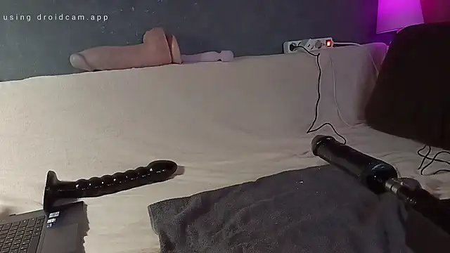 Hungry  Puppy online show from October 23, 2025, 8:29 pm