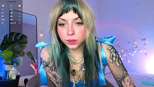 lavenderluxe online show from March 15, 2026, 8:54 am