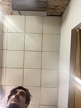 Snapshot of Tomito14 chatting on November 11, 2025, 7:03 am Tomito14 online show from November 11, 2025, 7:03 am