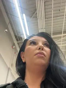 Tisha Busty online show from April 19, 2026, 2:07 pm