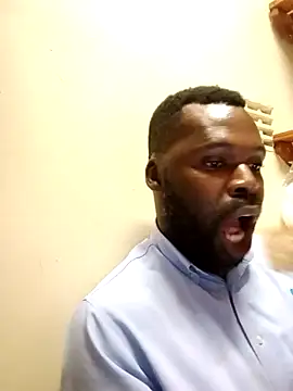 Snapshot of Touch_mysoul chatting on October 28, 2025, 2:16 pm Touch mysoul online show from October 28, 2025, 2:16 pm