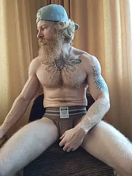 Gingerbeard40 online show from February 18, 2026, 6:33 am