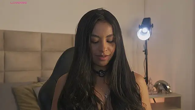 emma brooks1 online show from November 22, 2025, 8:08 pm