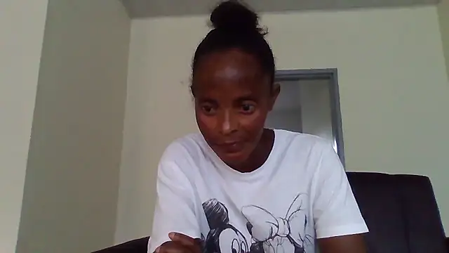 sweets 80 online show from January 10, 2026, 12:55 pm