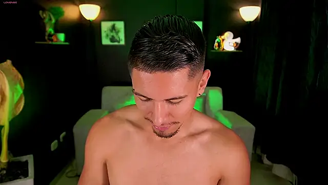 Aaronfox x online show from September 16, 2025, 3:24 pm