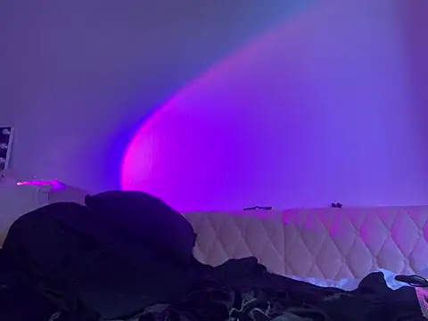 Snapshot of madelinexx chatting on March 16, 2025, 3:17 pm madelinexx online show from March 16, 2025, 3:17 pm