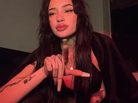 Snapshot of madelinexx chatting on February 4, 2025, 10:55 pm madelinexx online show from February 4, 2025, 10:55 pm