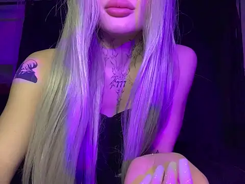 Snapshot of madelinexx chatting on February 11, 2025, 7:05 pm madelinexx online show from February 11, 2025, 7:05 pm