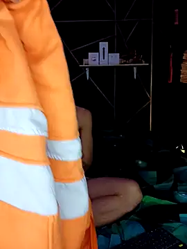 Snapshot of MillersKink chatting on March 9, 2025, 4:16 am MillersKink online show from March 9, 2025, 4:16 am