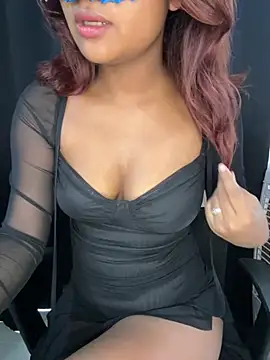 Snapshot of bad_diva chatting on February 6, 2025, 6:29 am bad diva online show from February 6, 2025, 6:29 am