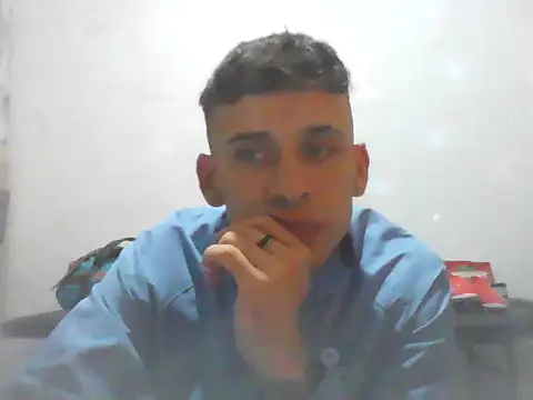 jonypijon222 online show from November 18, 2025, 4:49 am