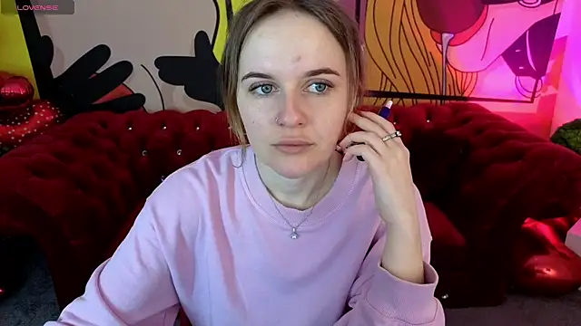 MaribelRiverr  online show from April 11, 2026, 5:37 am