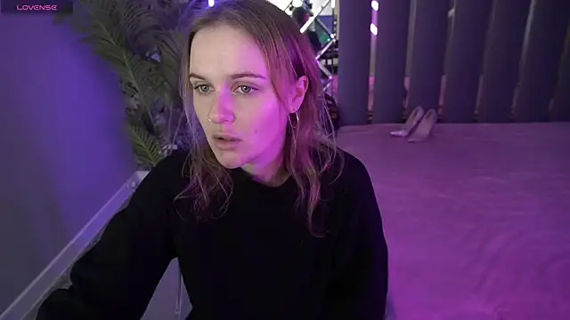 MaribelRiverr  online show from November 2, 2025, 6:29 am