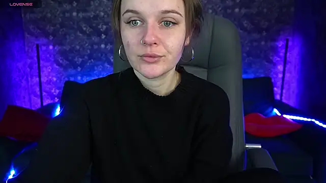 MaribelRiverr  online show from February 25, 2025, 6:25 am