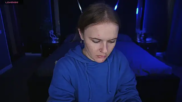 MaribelRiverr  online show from September 29, 2025, 5:47 am