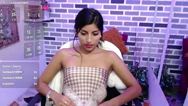 Snapshot of Cailee_Mansour chatting on March 19, 2025, 11:47 pm Cailee Mansour online show from March 19, 2025, 11:47 pm