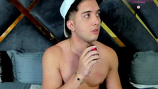 jeicob stone online show from September 25, 2025, 4:07 am