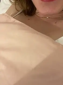 Snapshot of EvaRush chatting on February 16, 2025, 8:11 pm EvaRush online show from February 16, 2025, 8:11 pm